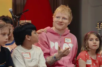 ed-sheeran-celebrity-substitute-2-102225-0da4c134e34b4f09b0460ade187882a2